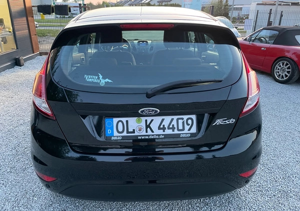 Ford Fiesta cena 28900 przebieg: 221587, rok produkcji 2016 z Swarzędz małe 379